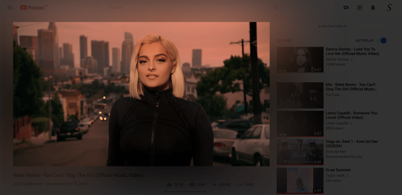 What is the Vivid Mode Atmosphere Lighting feature? Easy Enabled in 3 steps?