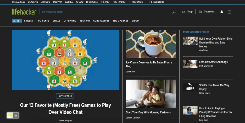 Lifehacker Dark Mode enabled with the free Turn Off the Lights browser extension using the Night Mode feature