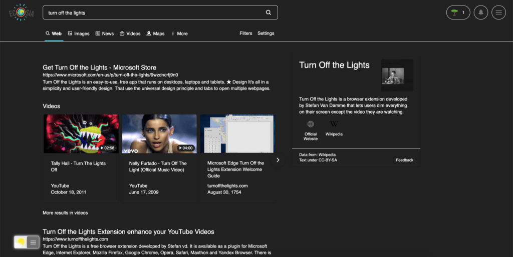 Страница поиска Ecosia Dark Mode благодаря расширению браузера Turn Off the Lights с помощью функции Ночного режима