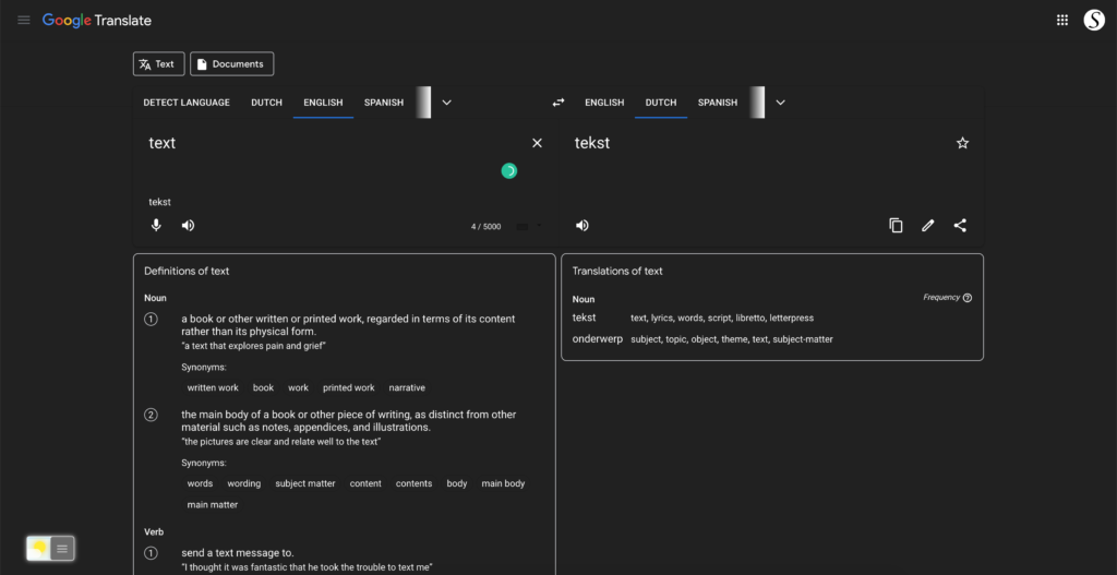 Mode sombre de Google Translate avec l'extension de navigateur gratuite Éteindre les lumières