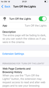 The switch becomes green and the Turn Off the Lights Safari extension is enabled