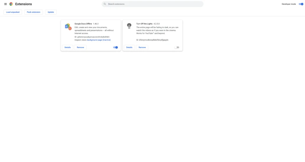 Chrome-Erweiterungsseite mit aktiviertem "Entwicklermodus"-Schalter