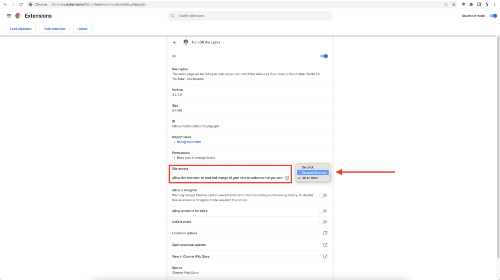 Acceso al sitio a la URL de un sitio web específico, por lo que la extensión de Chrome Turn Off the Lights funciona solo en la URL de ese sitio web.